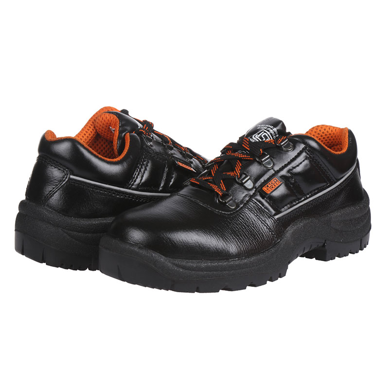black-and-decker-safety-footwear-BXWB0101IN-01