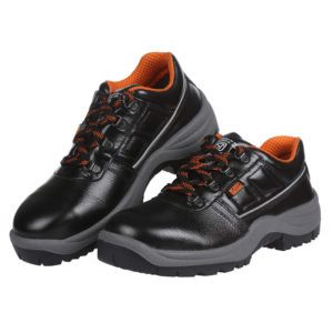 black-and-decker-safety-footwear-BXWB0111IN-03